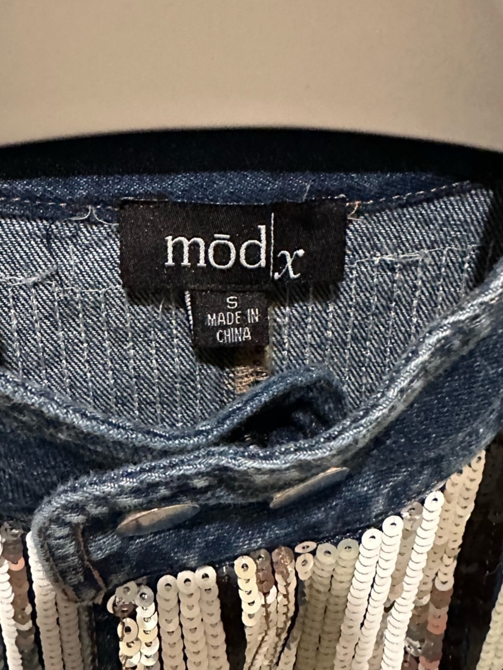 Mod x Women’s Dark Blue Multi-color Sequin Denim Jacket. Size Small - Picture 5 of 8